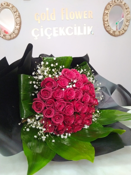 41 Adet Kırmızı Gül Buketi (İsteme Çiçeği)
